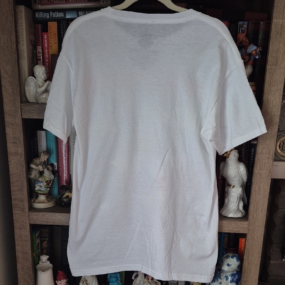 WWE Hulkamania White Tee with Red and Yellow Graphic - Picture 6 of 7